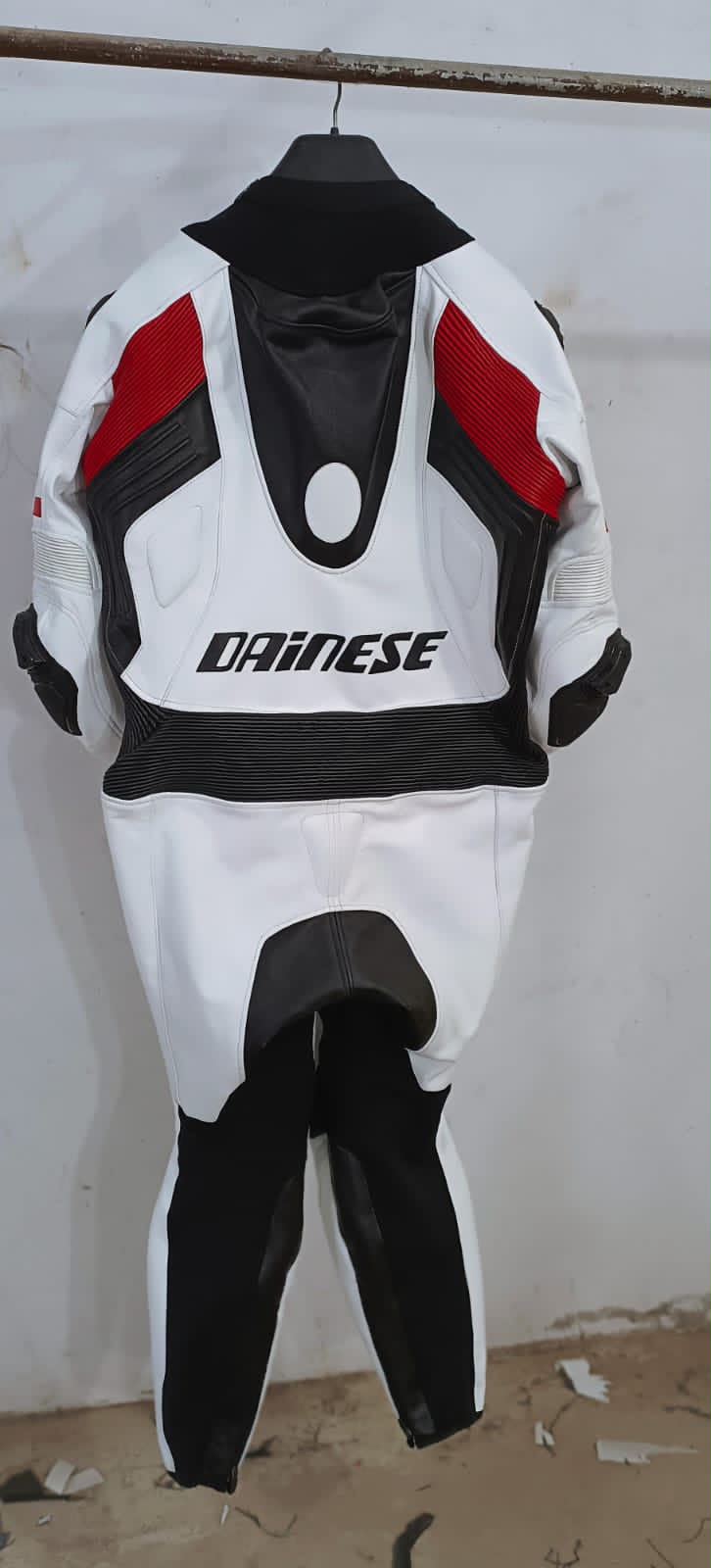 Two-Piece Racing Suit — White / Red (Back View)